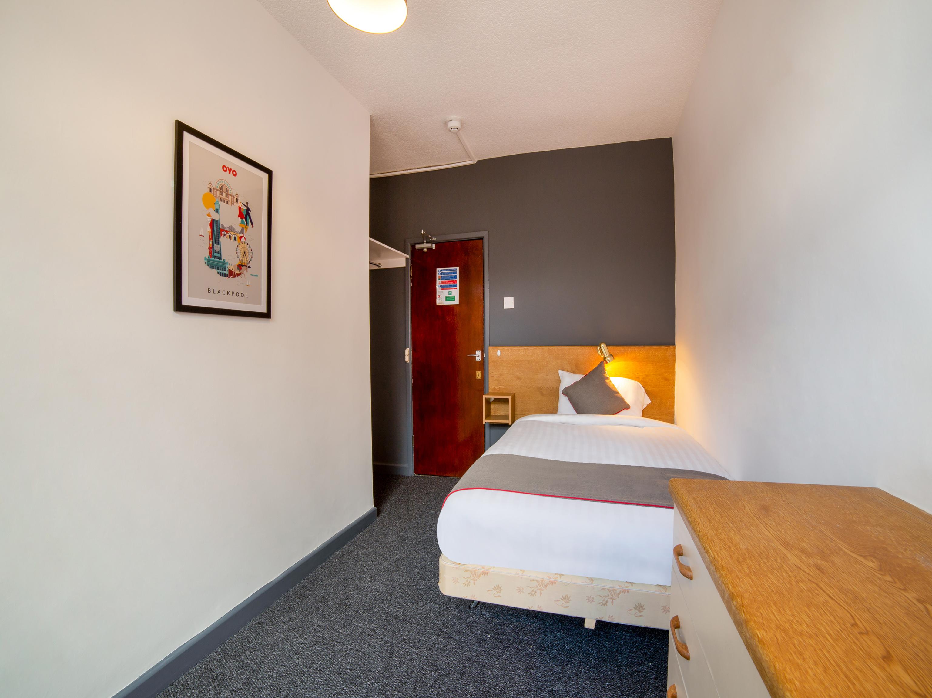 Alumhurst Hotel Blackpool Bagian luar foto