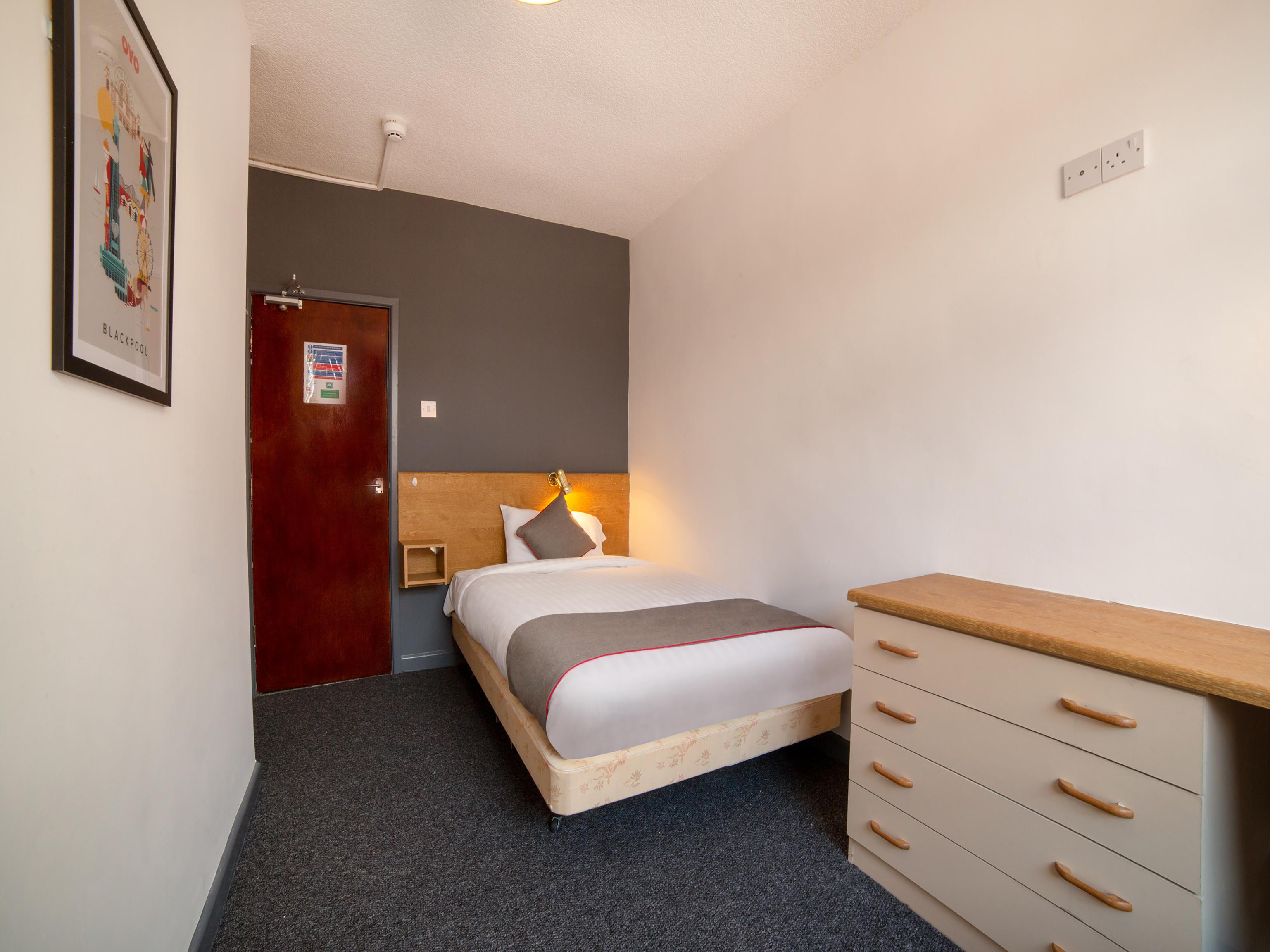 Alumhurst Hotel Blackpool Bagian luar foto